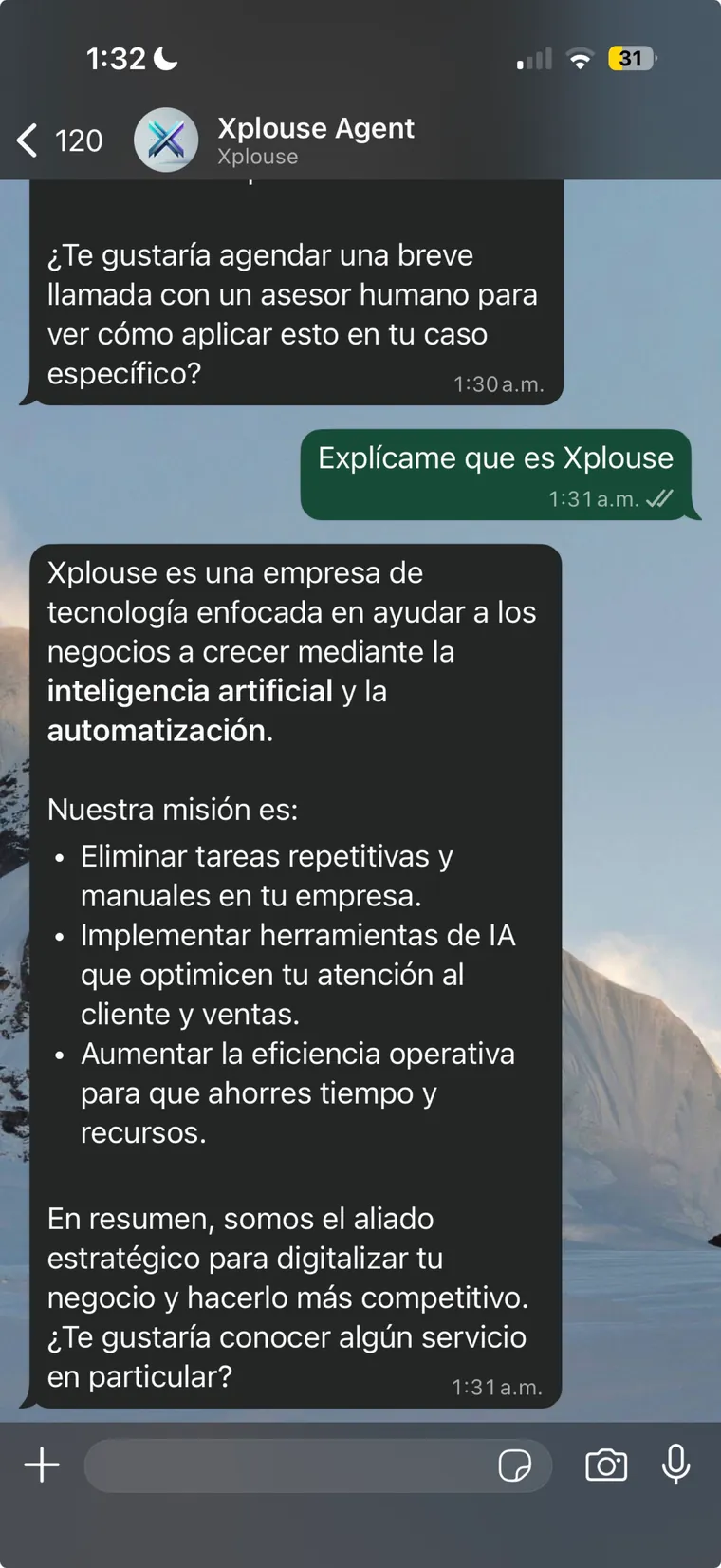 Xplouse Agent respondiendo en WhatsApp